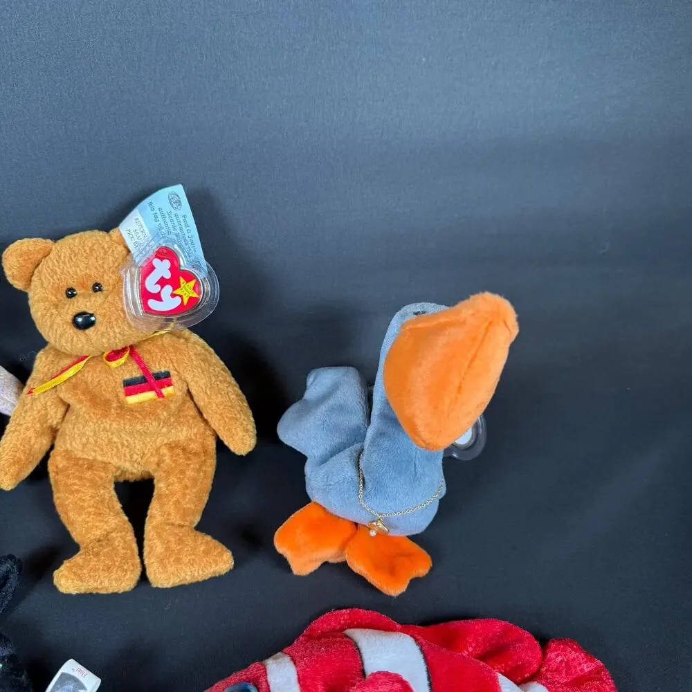 Lot of 8 Ty Beanie Babies Bears Fish Butterfly Dog Plush With Tags Retired